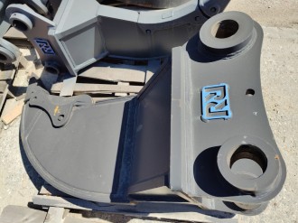 Клык рыхлитель RP171H с протектором на Komatsu PC500